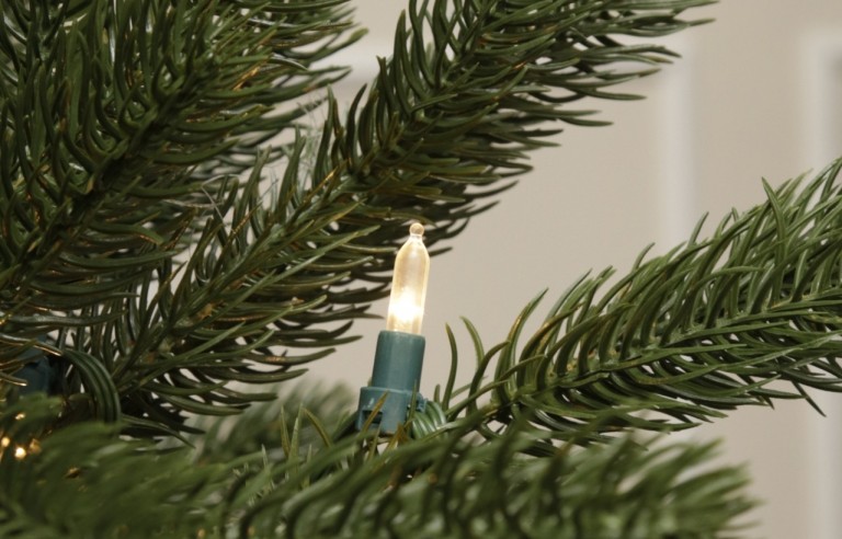 Full Spritzgussnadeln Künstlicher Weihnachtsbaum 425 cm-LED-Black Hill Spruce