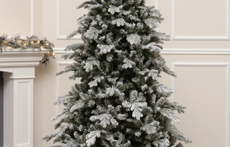 Zasnežený  umelý vianočný stromček 260 cm-White Angel